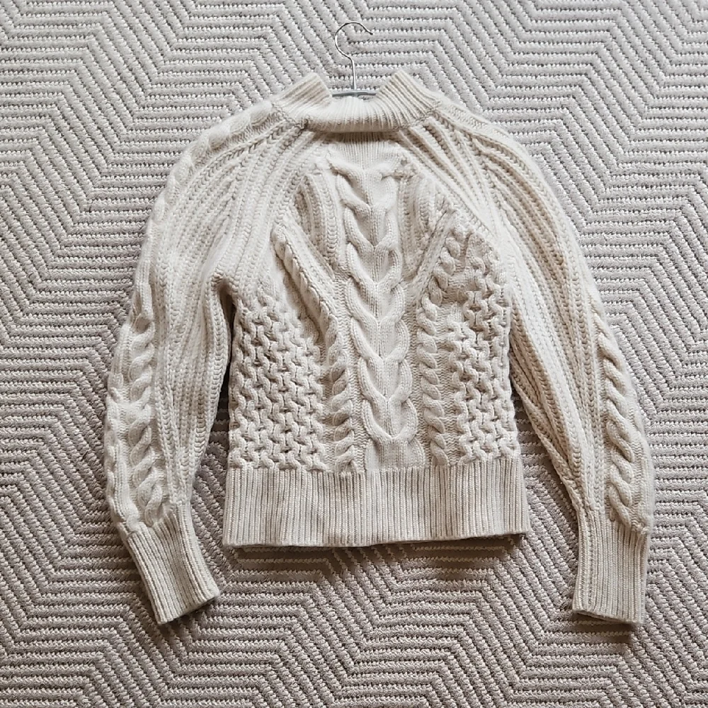 Banana Republic Cream Cable Heavyweight Knit 100% Cashmere Sweater S - Picture 4 of 4